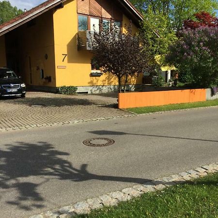 Zimmer In Lautrach Exteriér fotografie